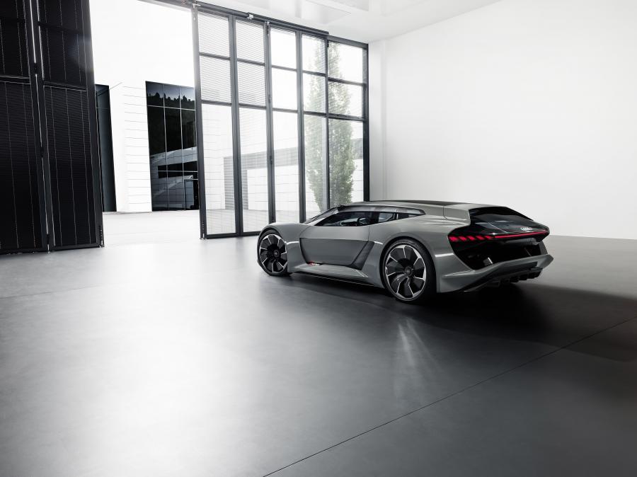  Audi PB 18 e-tron 2018 года  (фото 22 из 51)